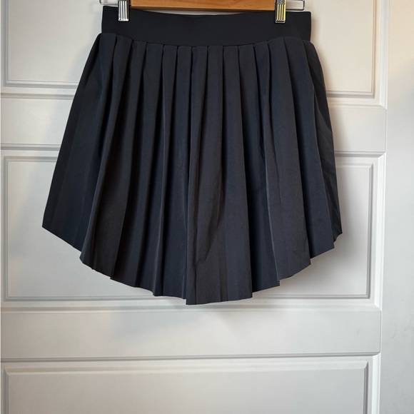 Varley Dresses & Skirts - Varley Black Pleated Skater Skirt